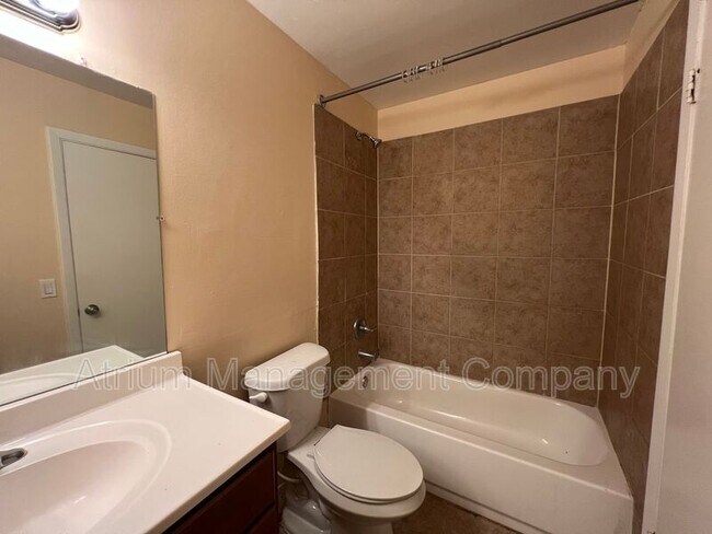 Foto del edificio - 12114 Napiers Cir