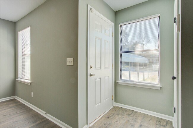 Building Photo - 103 Peach Road Apt #B, Goose Creek, SC 294...