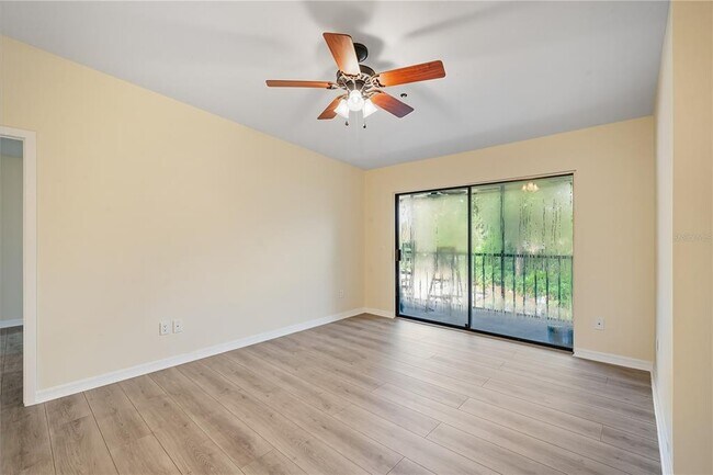 Building Photo - 6002 Laketree Ln