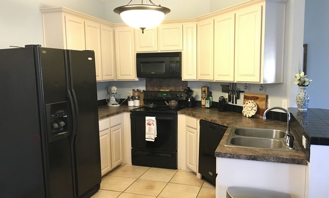 Foto del edificio - 2302 Desiree St