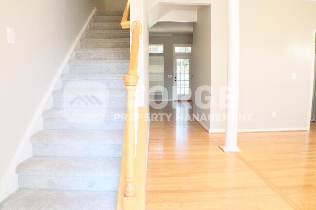 Foto del edificio - 819 Laurel Meadows Pkwy