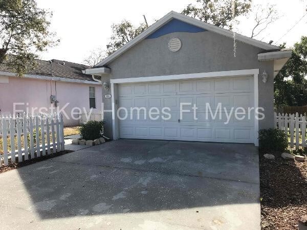 Building Photo - 534 E Oakwood St