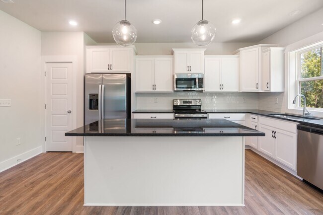 Building Photo - Chatham Park - Brand new home - January mo...