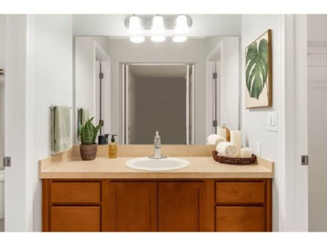 Building Photo - 5543 Executive Dr