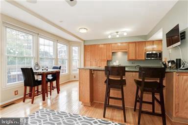 Building Photo - 8021 Readington Ct
