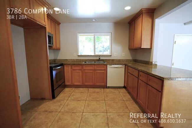 Building Photo - Cute Single Family Home in San Jose!