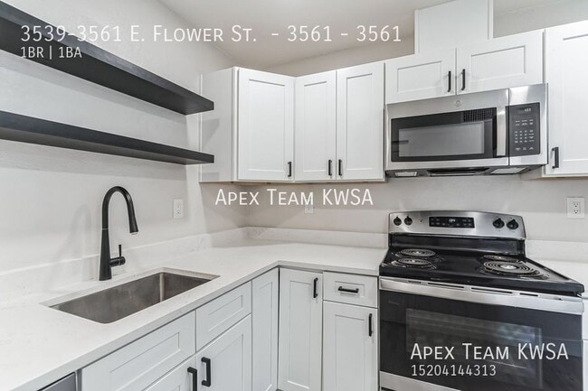 Foto del edificio - 3539-3561 E. Flower St.  - 3561-3561