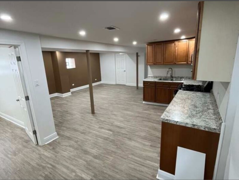 Foto del edificio - 5515 S Winchester Ave