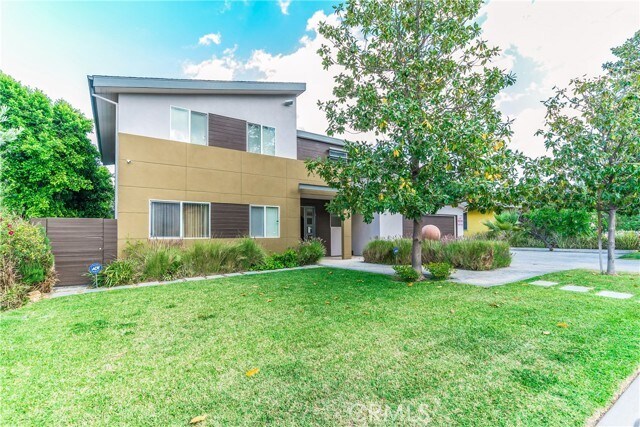 Foto principal - 5512 Leghorn Ave