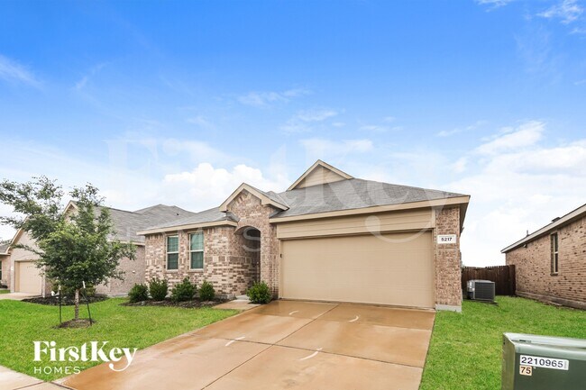 Foto del edificio - 5217 Rockrose Ln