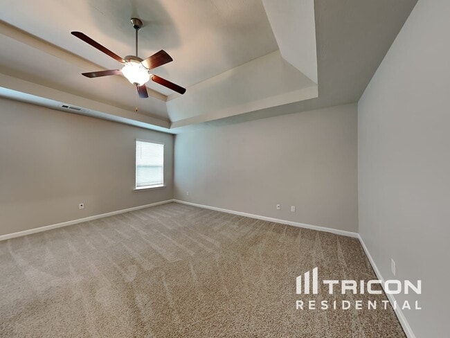 Foto del edificio - 270 Orchard Ln