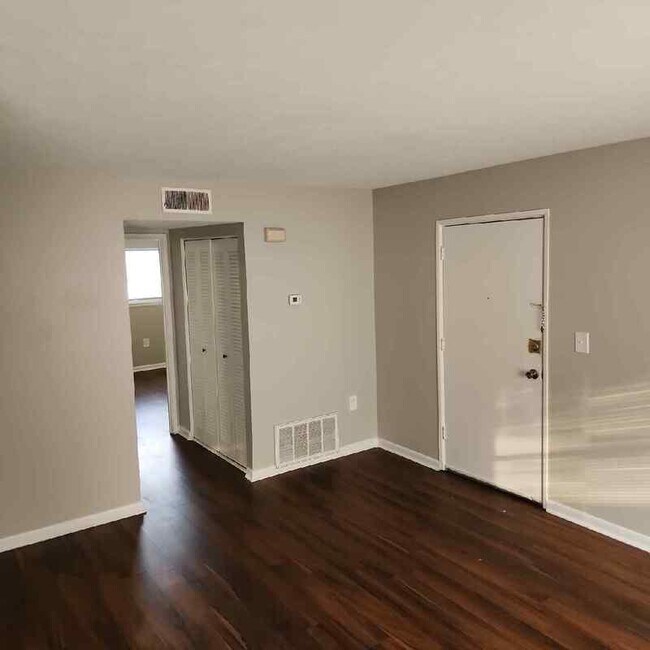 Foto del edificio - 4902 Saddlebrook Ln