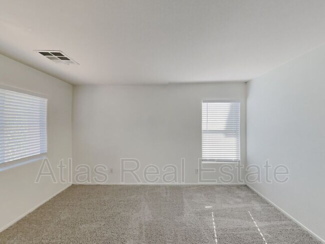 Building Photo - 5009 Whistling Acres Ave