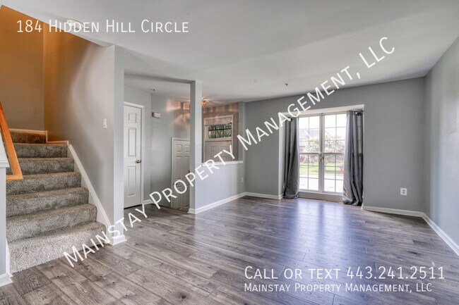 Foto del edificio - Beautifully Updated 3 Bedroom Townhome!