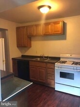 Building Photo - 429 S Duke St