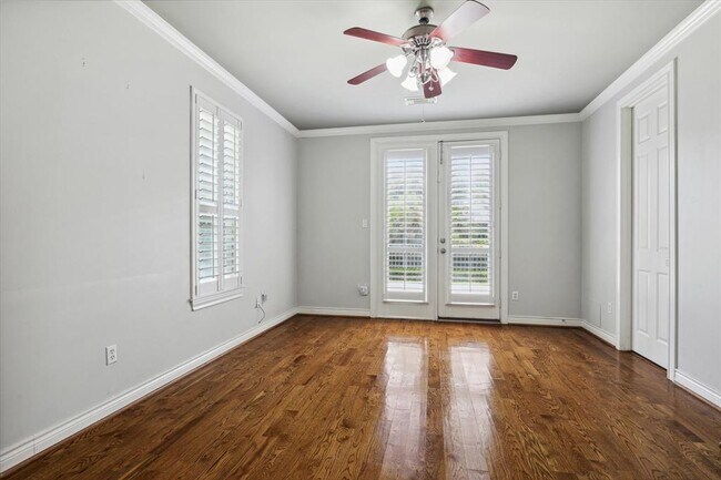 Building Photo - 2943 Brompton Square Dr