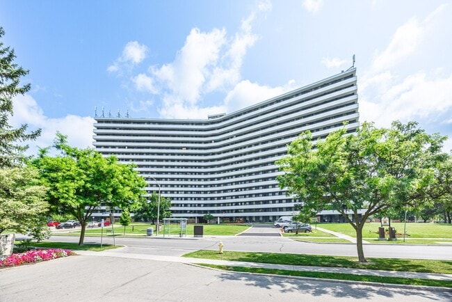 Building Photo - 155 Antibes Drive