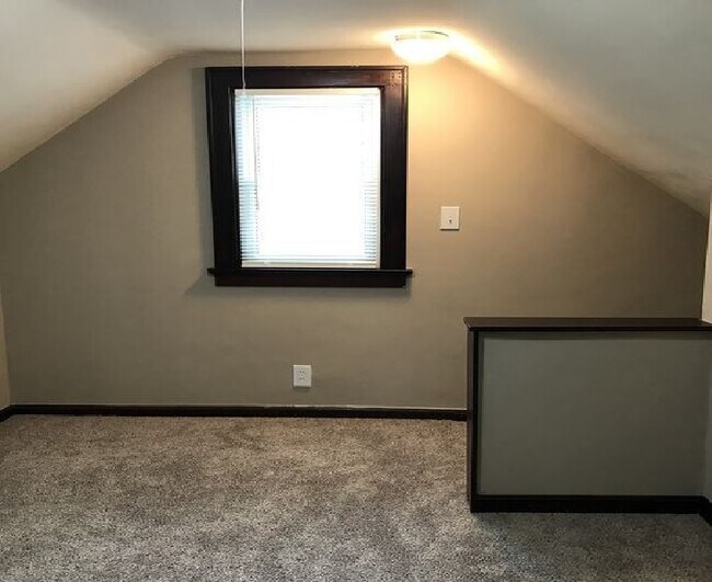 Foto del edificio - 6800 Betts Ave