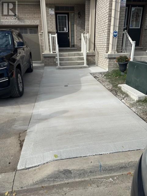 Building Photo - 22 Goulston St