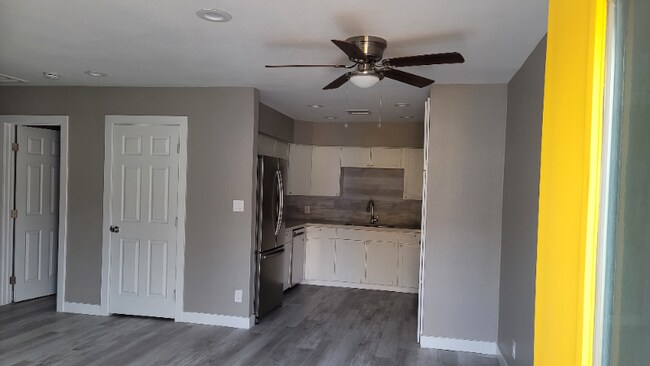 Foto del edificio - 2232 E Roosevelt St