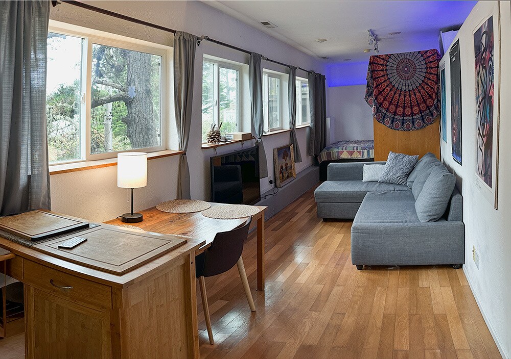 607 Carmel Ave Unit downstairs apt, Pacifica, CA 94044 Apartments in