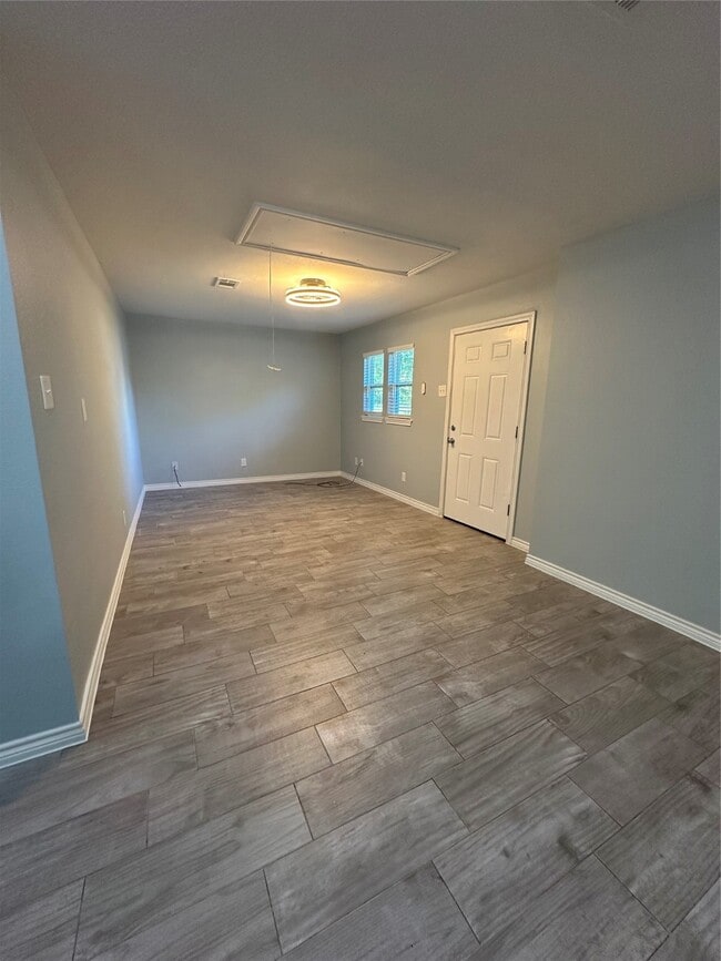 Building Photo - 7307 Avenue O
