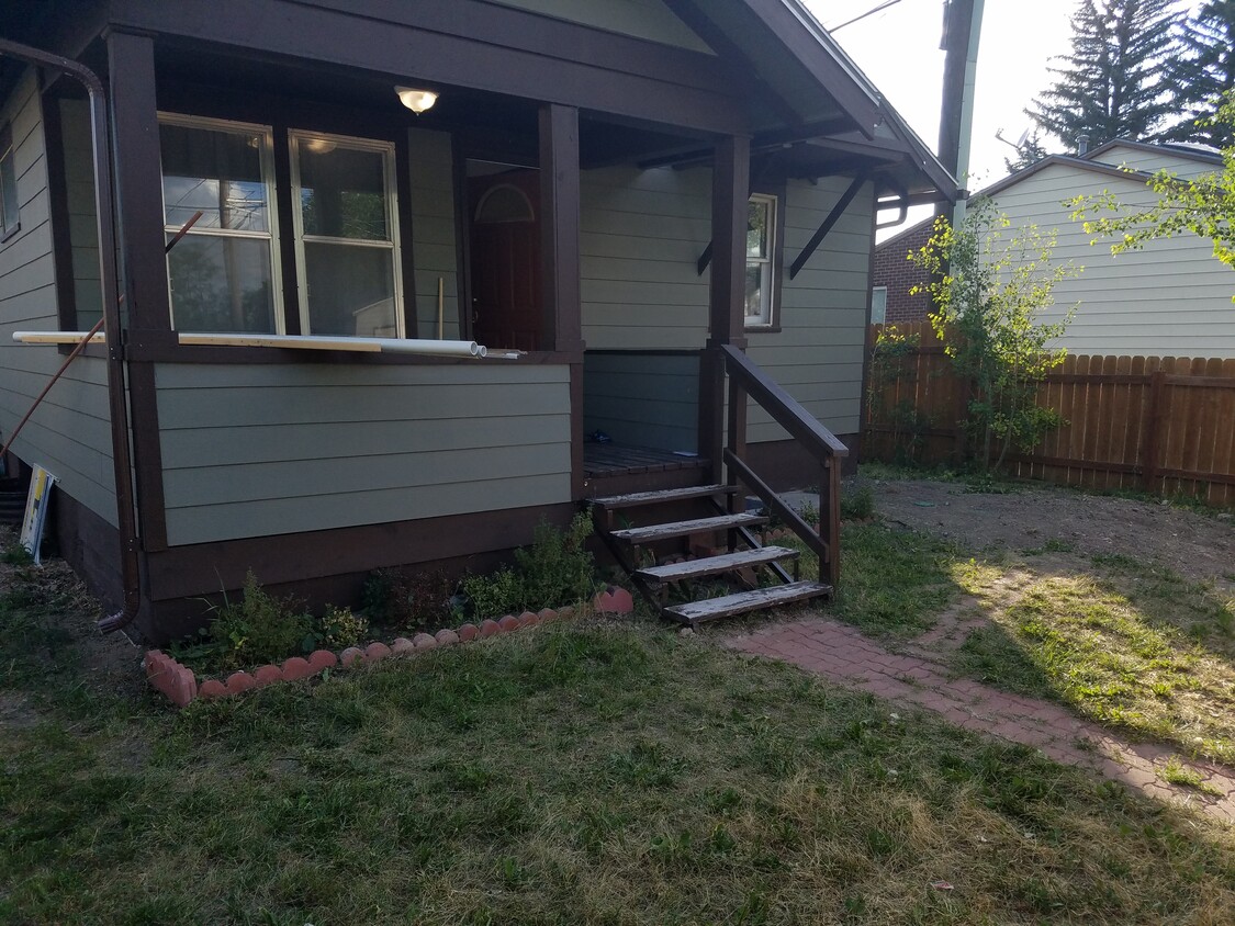 Front of House - 2610 Dillon Ave