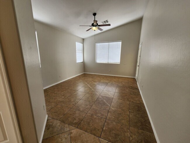 Foto del edificio - 12547 W Glenrosa Dr