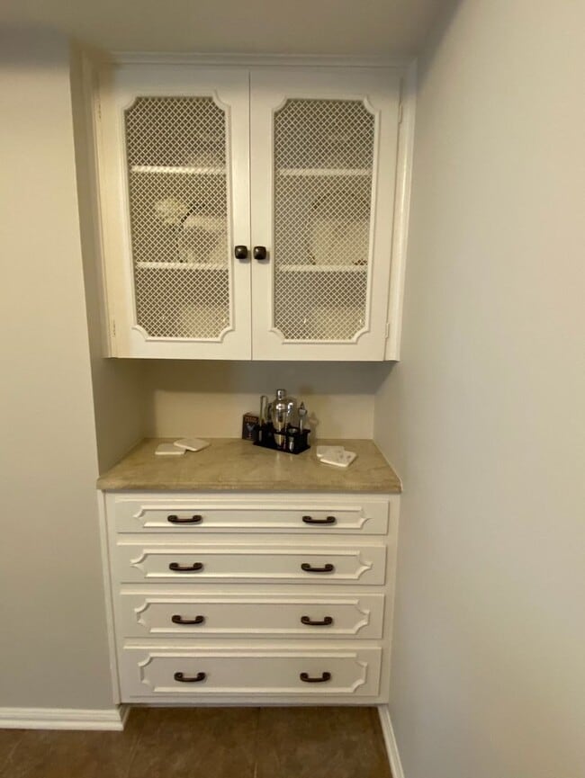 Foto del edificio - Coming Soon 1 Bed