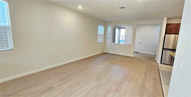 Foto del edificio - 2755 Tricase St