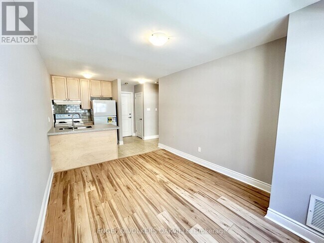 Photo du bâtiment - 11 Thirty Third St