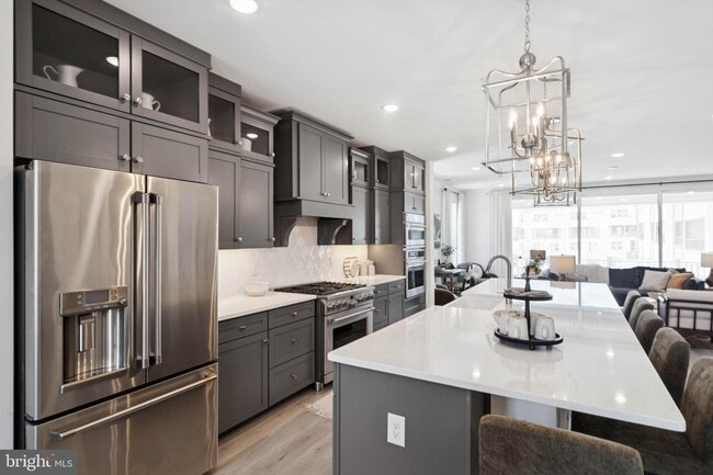 Building Photo - 14954 Deco Cir