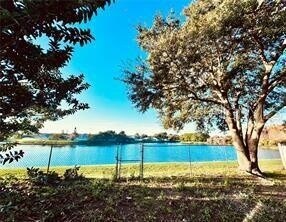 Foto del edificio - 1017 Florida Pkwy