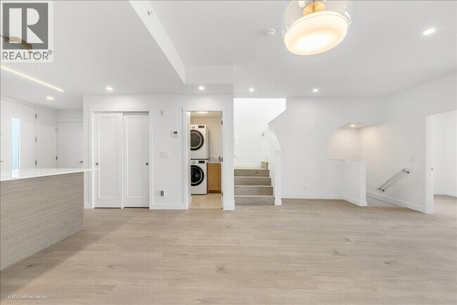 Photo du bâtiment - 10333 River Dr