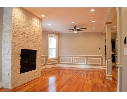 Interior Photo - 19 Pleasant St