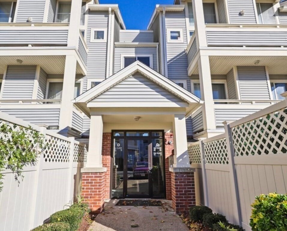 Foto principal - 200 Falls Blvd