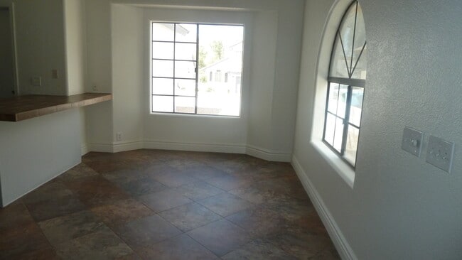 Kitchen Dining Area - 1457 E Renee Dr