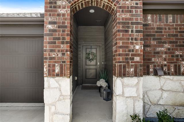 Building Photo - 904 Glover Dr