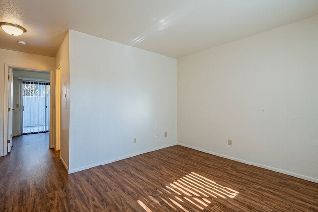 Interior Photo - 1st and Olsen ( 1055, 1065, 1075 N. Olsen Ave. &amp; 2047 E. 1st St. )