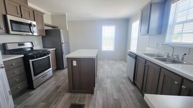 Building Photo - 537 Iowa