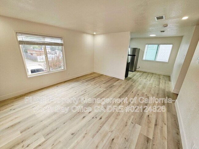 Foto del edificio - 308 Cooper Ln