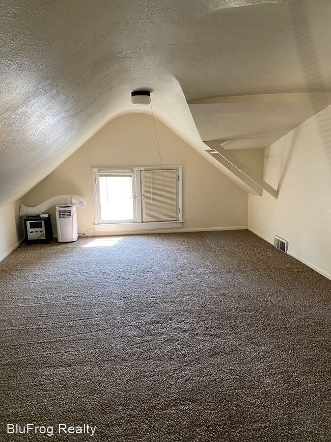 Building Photo - 4 br, 2 bath House - 316 4th Ave SW #1