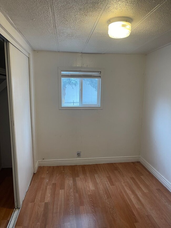 Building Photo - Singlewide trailer