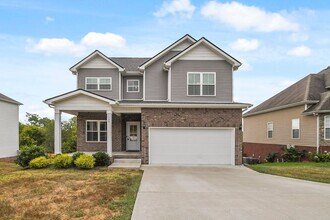 Building Photo - 1124 Stillwood Dr
