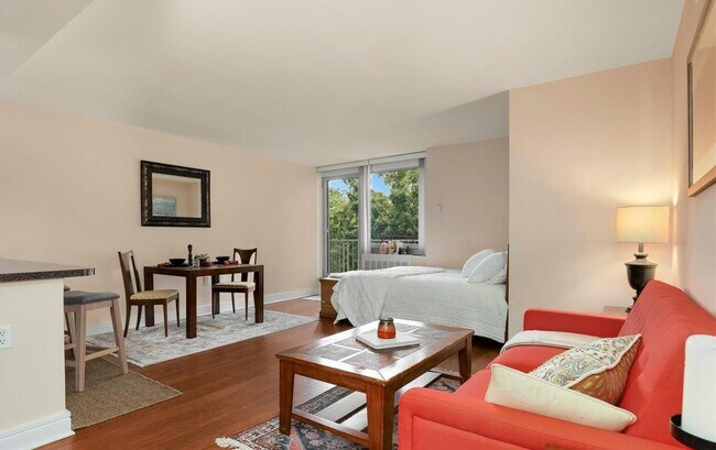 Building Photo - 800 4th St SW