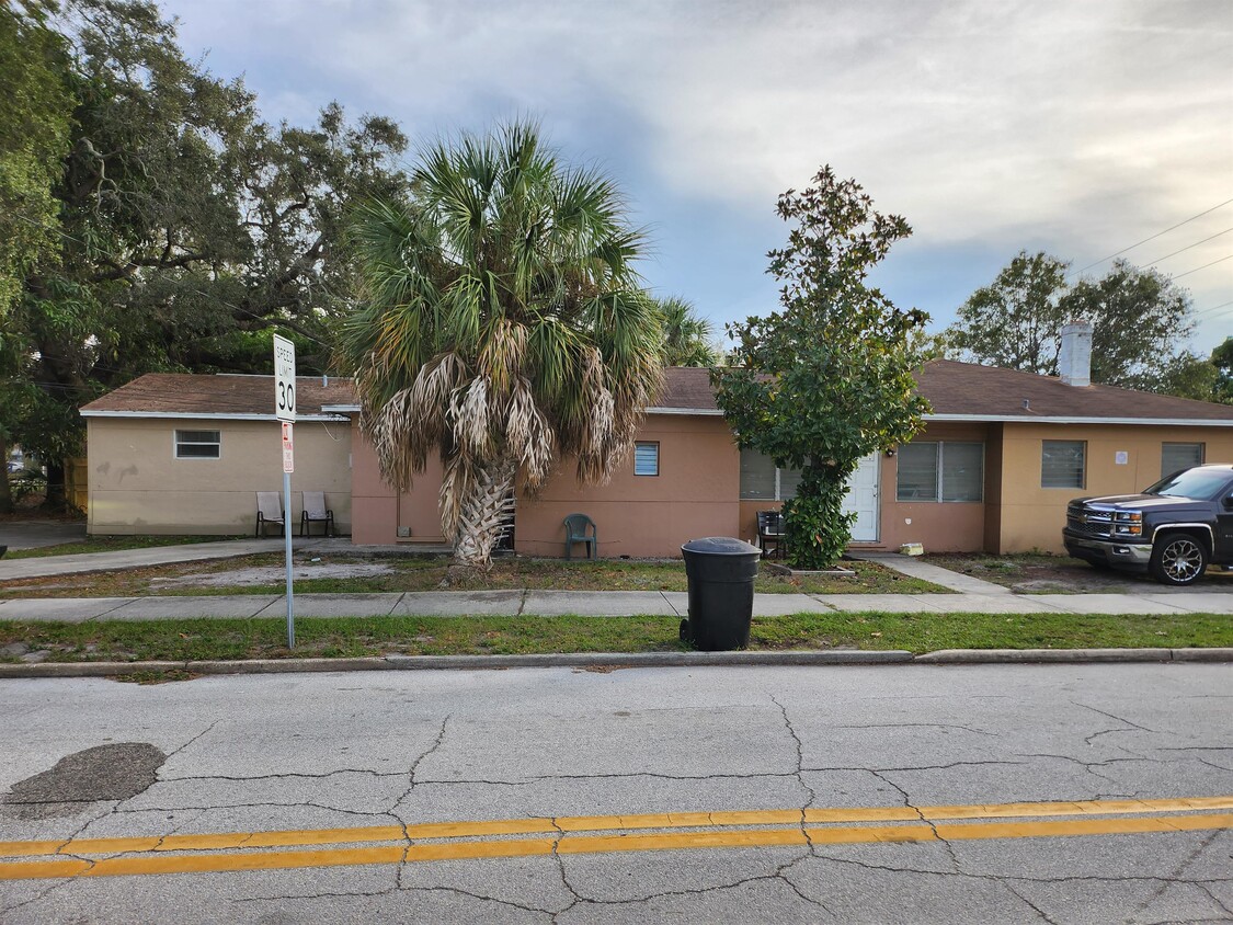 Primary Photo - 2600 Dr. M.L.K. Jr St S