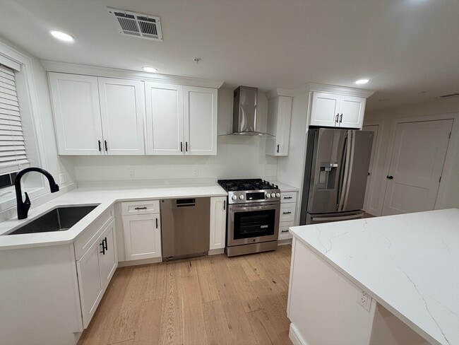 Foto del edificio - 17 School St