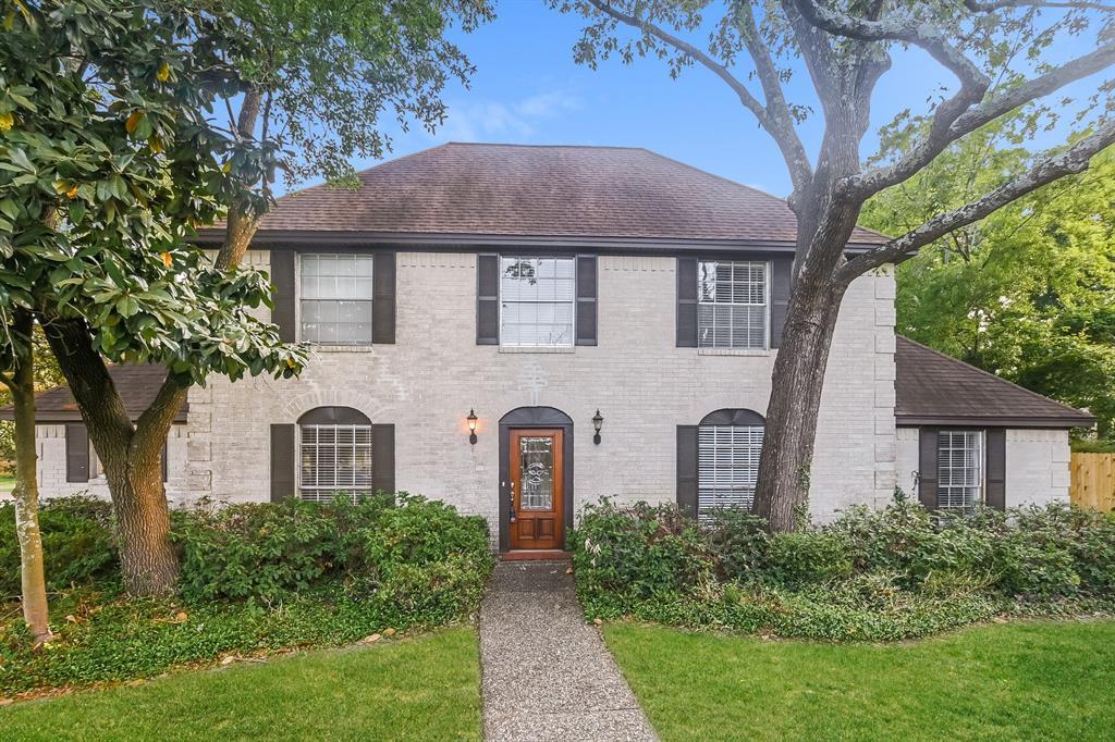Primary Photo - 4146 Meadowbank Dr
