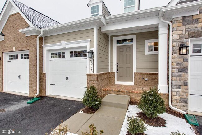 Building Photo - 10363 Puccini Ln