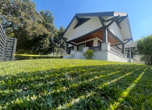 Building Photo - 6902 N Figueroa St